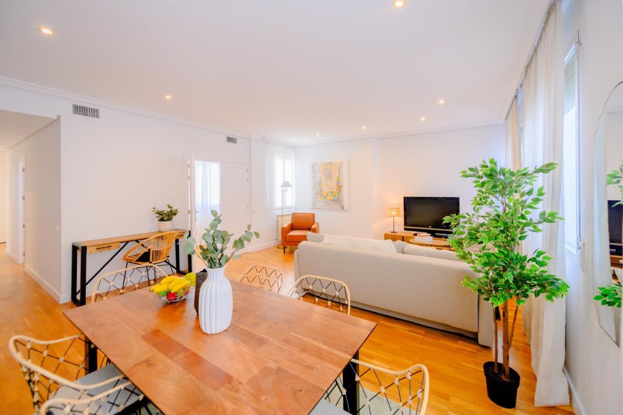 For You Rentals Coqueto Y Bonito Apartamento Temporal De Dos Dormitorios En El Retiro Axii66 마드리드 외부 사진