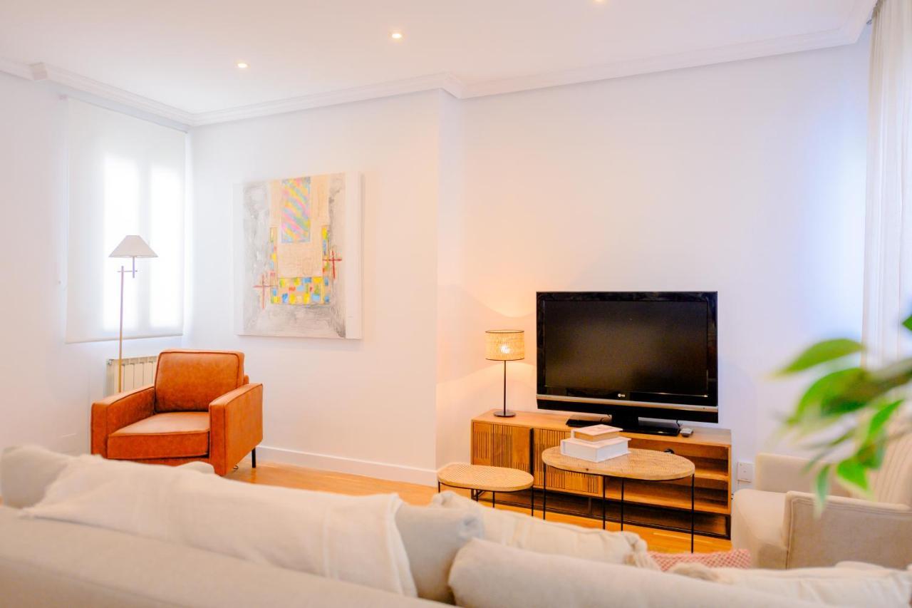 For You Rentals Coqueto Y Bonito Apartamento Temporal De Dos Dormitorios En El Retiro Axii66 마드리드 외부 사진